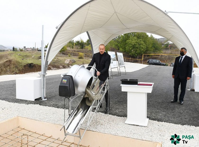 Azərbaycan Prezidenti Hadrutda yeni məscidin təməlini qoyub