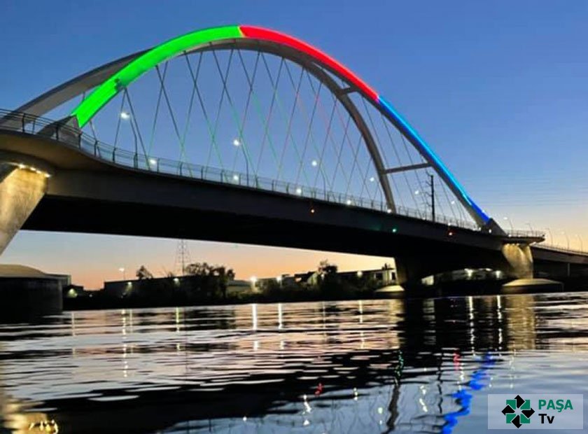 Minneapolis şəhərindəki körpü Azərbaycan bayrağının rəngləri ilə işıqlandırılıb