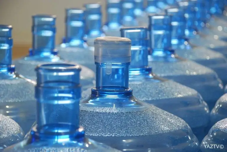 Qablaşdırılmış su təhlükəlidir? -  Həkim açıqladı