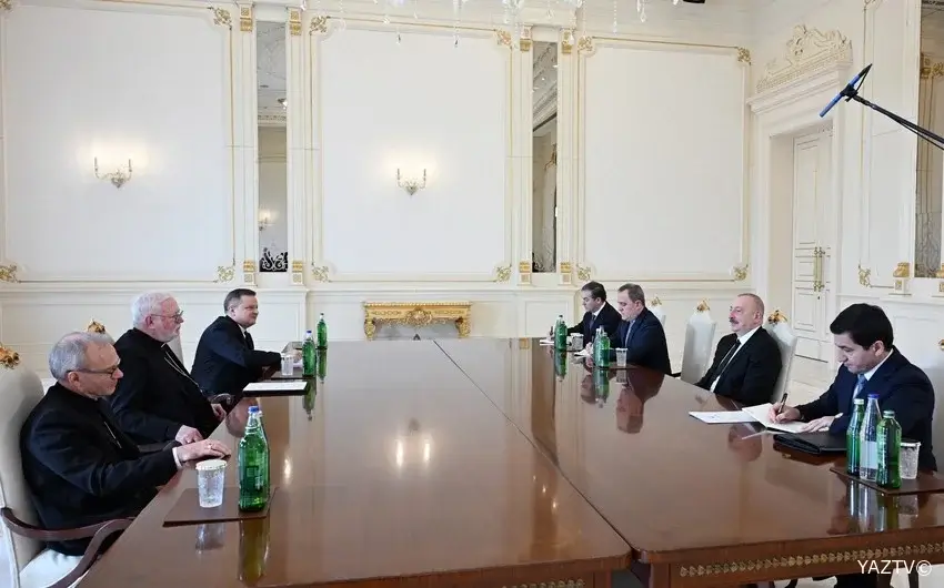 İlham Əliyev Müqəddəs Taxt-Tacın Dövlətlər və Beynəlxalq Təşkilatlarla əlaqələr üzrə katibini qəbul edib