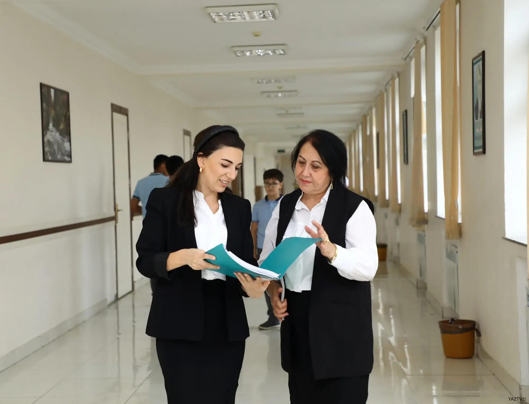 Təhsilverənlərin orta aylıq əmək haqqı açıqlandı