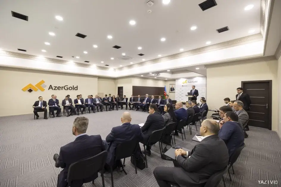 “AzerGold” qeyri-filiz faydalı qazıntı yataqları ilə bağlı seminar keçirib
