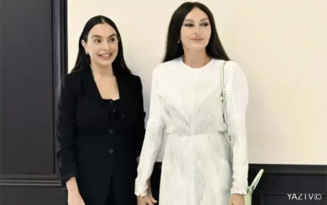 Mehriban Əliyeva ailəsi ilə Böyük Xalq Sarayında oldu