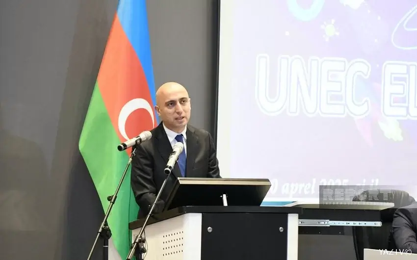 Emin Əmrullayev: Elmi təşkilatların əksəriyyətində heç bir elmi məhsul istehsal olunmur